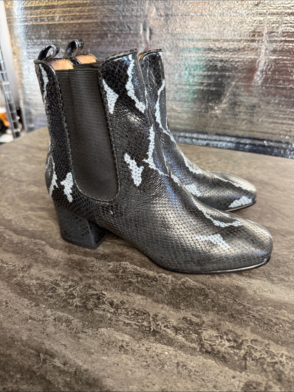 NO. 6 STORE Bristol Ankle Boot. Size  6